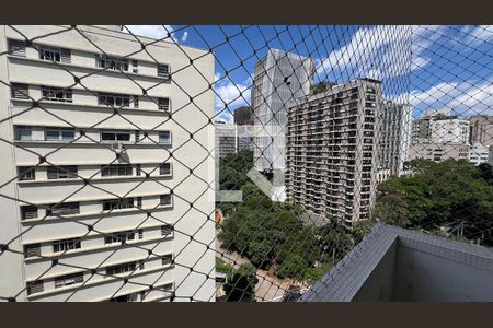 Apartamento para alugar com 150m², 3 quartos e 1 vaga Apartamento para alugar com 150m², 3 quartos e 1 vagaVista da Sacada
