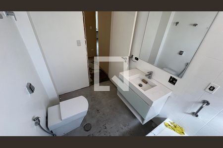 Apartamento para alugar com 150m², 3 quartos e 1 vaga Apartamento para alugar com 150m², 3 quartos e 1 vagaBanheiro 2