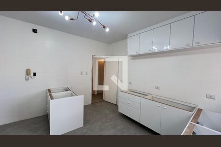 Apartamento para alugar com 150m², 3 quartos e 1 vaga Apartamento para alugar com 150m², 3 quartos e 1 vagaCozinha - Armários