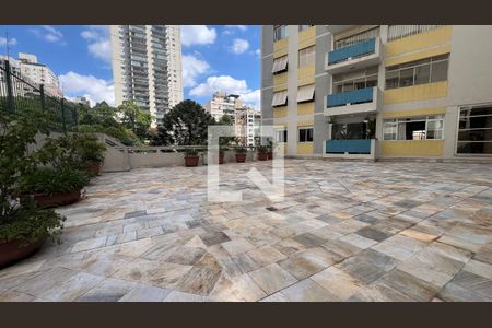 Apartamento para alugar com 150m², 3 quartos e 1 vaga Apartamento para alugar com 150m², 3 quartos e 1 vagaÁrea comum