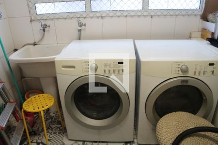 Apartamento para alugar com 148m², 3 quartos e 3 vagasÁrea de Serviço