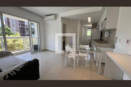Sala de apartamento para alugar com 1 quarto, 47m² em Pinheiros, São Paulo