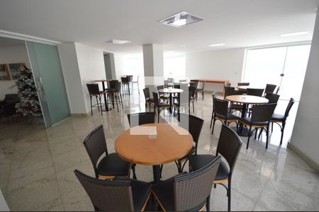 Apartamento à venda com 252m², 4 quartos e 2 vagas