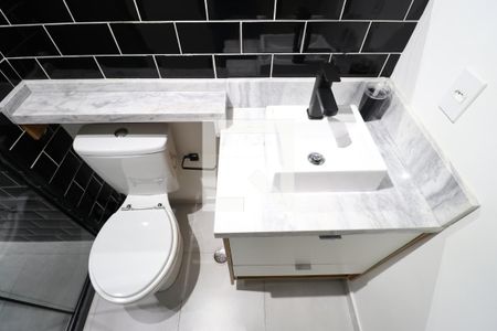 Apartamento à venda com 28m², 1 quarto e sem vagaBanheiro