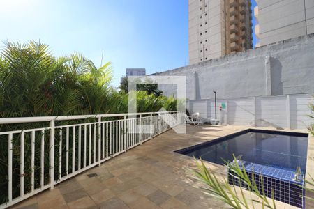 Apartamento à venda com 28m², 1 quarto e sem vagaÁrea comum - Piscina