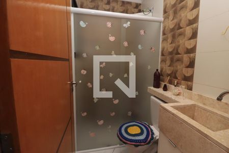 Casa de condomínio à venda com 160m², 2 quartos e 3 vagasBanheiro da Suíte 2