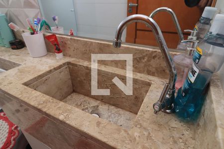 Casa de condomínio à venda com 160m², 2 quartos e 3 vagasBanheiro da Suíte