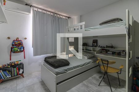 Apartamento à venda com 158m², 4 quartos e 2 vagasQuarto 2