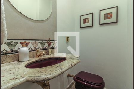 Apartamento à venda com 158m², 4 quartos e 2 vagasLavabo