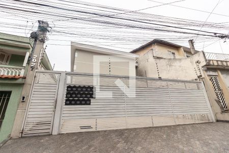 Casa de condomínio à venda com 45m², 2 quartos e sem vaga Casa de condomínio à venda com 45m², 2 quartos e sem vagaFachada