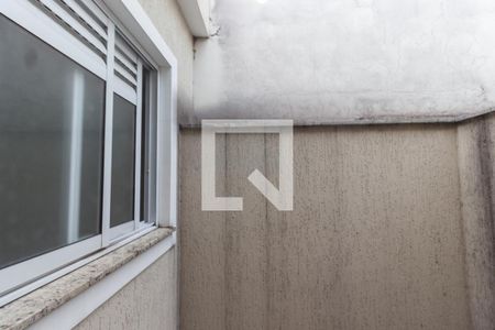 Casa de condomínio à venda com 45m², 2 quartos e sem vaga Casa de condomínio à venda com 45m², 2 quartos e sem vagaVista