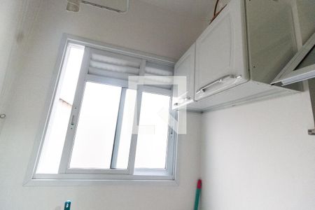 Casa de condomínio à venda com 45m², 2 quartos e sem vaga Casa de condomínio à venda com 45m², 2 quartos e sem vagaÁrea de serviço