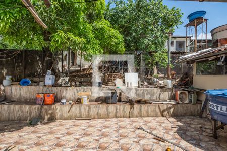 Casa à venda com 406m², 3 quartos e 3 vagas Casa à venda com 406m², 3 quartos e 3 vagasQuintal