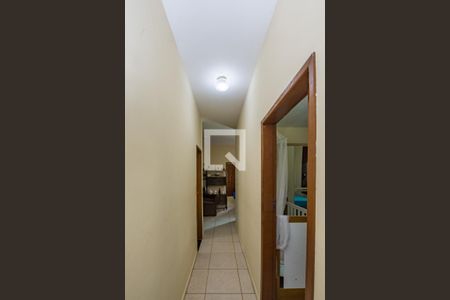 Casa à venda com 406m², 3 quartos e 3 vagas Casa à venda com 406m², 3 quartos e 3 vagasCorredor