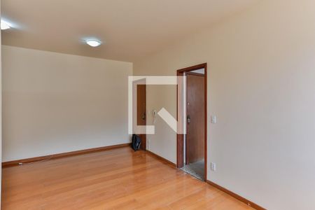 Sala de apartamento para alugar com 3 quartos, 80m² em Santo Antônio, Belo Horizonte