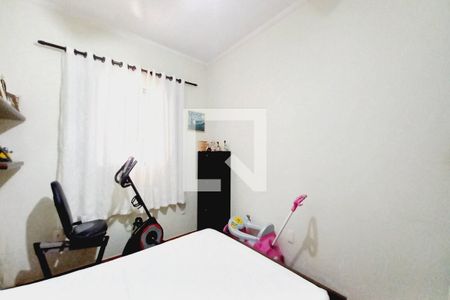 Casa à venda com 300m², 3 quartos e 3 vagas Casa à venda com 300m², 3 quartos e 3 vagasQuarto 3