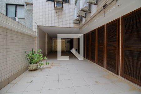 Apartamento à venda com 144m², 4 quartos e 3 vagas Apartamento à venda com 144m², 4 quartos e 3 vagasGaragem