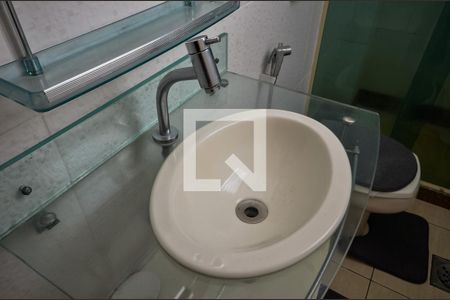 Casa à venda com 204m², 3 quartos e 1 vaga Casa à venda com 204m², 3 quartos e 1 vagaBanheiro da Suíte 1