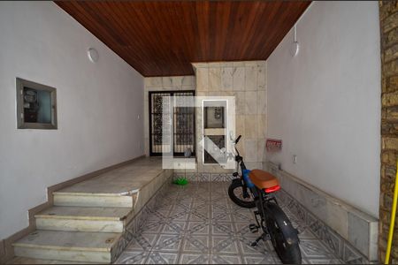 Casa à venda com 204m², 3 quartos e 1 vaga Casa à venda com 204m², 3 quartos e 1 vagaGaragem