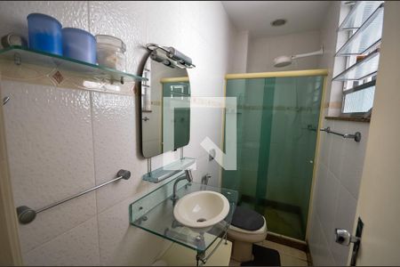 Casa à venda com 204m², 3 quartos e 1 vaga Casa à venda com 204m², 3 quartos e 1 vagaBanheiro da Suíte 1