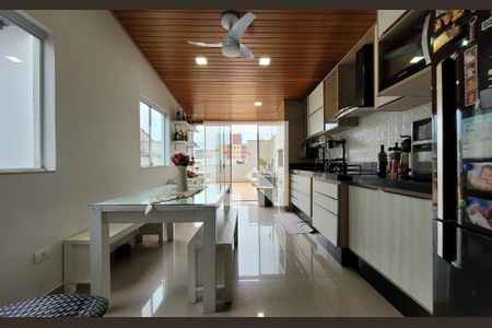 Apartamento à venda com 192m², 3 quartos e 2 vagasCozinha