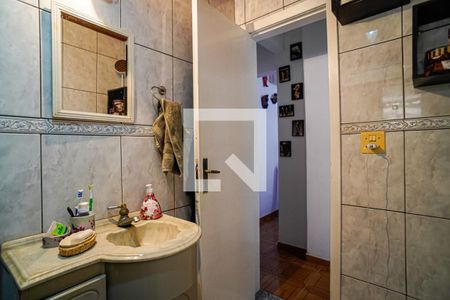 Apartamento à venda com 58m², 2 quartos e 1 vaga Apartamento à venda com 58m², 2 quartos e 1 vagaBanheiro