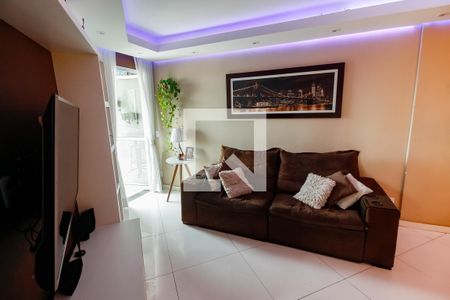 Sala de apartamento para alugar com 2 quartos, 51m² em Jardim Monte Alegre, Taboão da Serra