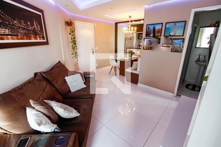 Sala de apartamento para alugar com 2 quartos, 51m² em Jardim Monte Alegre, Taboão da Serra