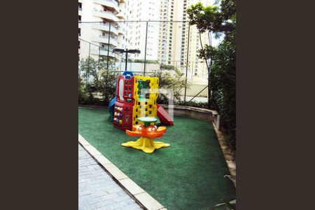 Apartamento à venda com 4 quartos, 175m² em Vila Suzana, São Paulo