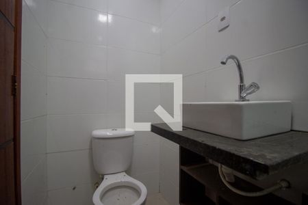 Casa de condomínio à venda com 130m², 3 quartos e 2 vagasBanheiro da Suíte 2