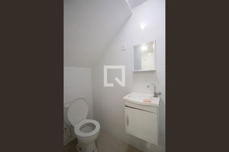 Casa de condomínio à venda com 130m², 3 quartos e 2 vagasBanheiro Social