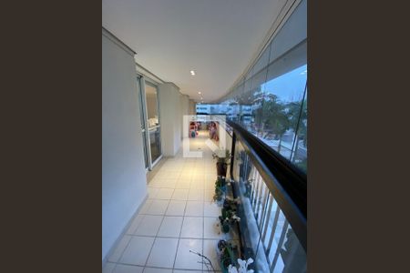 Apartamento à venda com 204m², 4 quartos e 4 vagas Apartamento à venda com 204m², 4 quartos e 4 vagasFoto 05