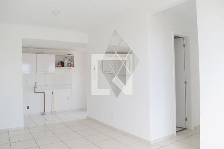 Sala de apartamento para alugar com 2 quartos, 51m² em Pinheirinho, Curitiba