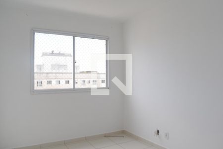 Suíte  de apartamento para alugar com 2 quartos, 51m² em Pinheirinho, Curitiba