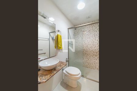 Apartamento à venda com 110m², 3 quartos e sem vaga Apartamento à venda com 110m², 3 quartos e sem vagaBanheiro