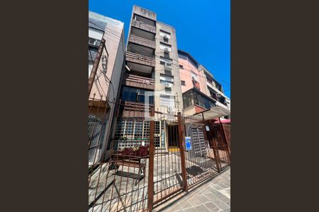 Apartamento à venda com 110m², 3 quartos e sem vaga Apartamento à venda com 110m², 3 quartos e sem vagaFachada