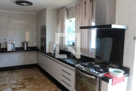 Casa à venda com 400m², 4 quartos e 4 vagasCozinha