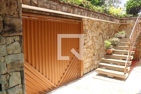 Casa à venda com 400m², 4 quartos e 4 vagasGaragem