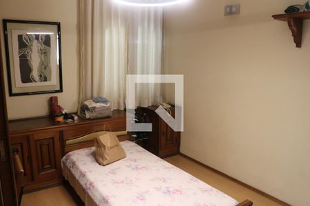 Casa à venda com 400m², 4 quartos e 4 vagasSuíte 2