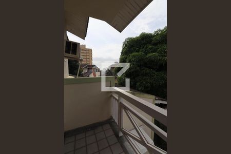 Casa de condomínio à venda com 175m², 4 quartos e 1 vagavaranda da suite 2