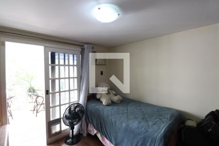 Casa de condomínio à venda com 175m², 4 quartos e 1 vagaQuarto 2