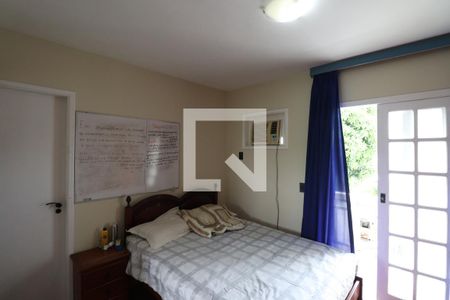 Casa de condomínio à venda com 175m², 4 quartos e 1 vagaSuíte 2