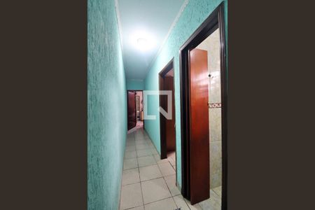 Casa à venda com 125m², 3 quartos e 3 vagasCorredor