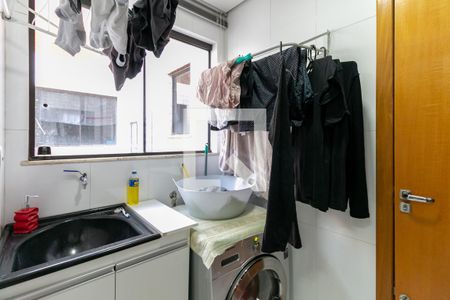 Apartamento à venda com 200m², 3 quartos e 4 vagas Apartamento à venda com 200m², 3 quartos e 4 vagasÁrea de Serviço