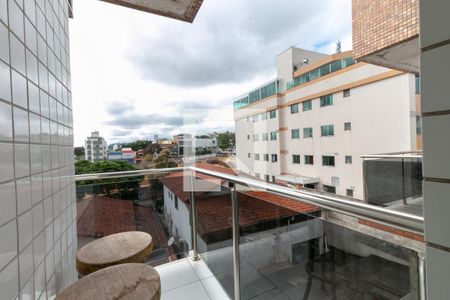 Apartamento à venda com 200m², 3 quartos e 4 vagas Apartamento à venda com 200m², 3 quartos e 4 vagasVaranda do Quarto 3