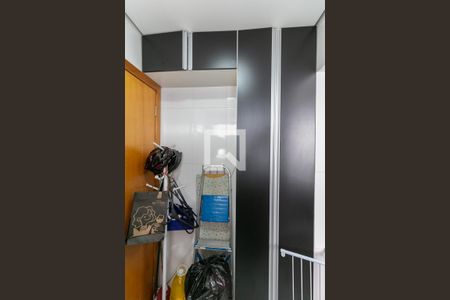 Apartamento à venda com 200m², 3 quartos e 4 vagas Apartamento à venda com 200m², 3 quartos e 4 vagasÁrea de Serviço