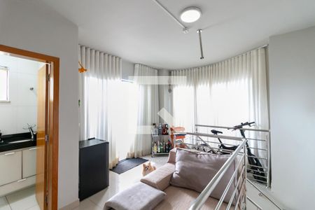 Apartamento à venda com 200m², 3 quartos e 4 vagas Apartamento à venda com 200m², 3 quartos e 4 vagasSala 2
