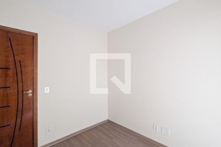 Apartamento à venda com 69m², 2 quartos e 1 vagaQuarto 2