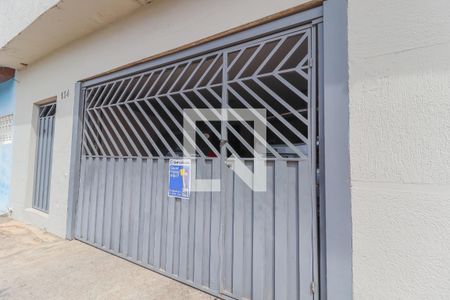 Casa à venda com 145m², 3 quartos e 3 vagasFachada