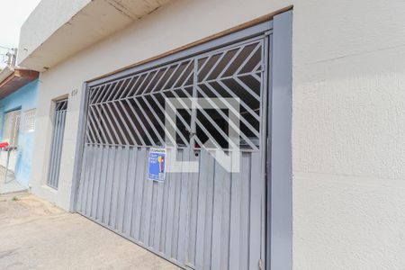 Casa à venda com 145m², 3 quartos e 3 vagasFachada